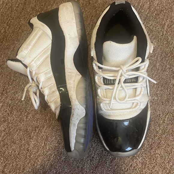 Jordan concord 11 low tops - Picture 2 of 4